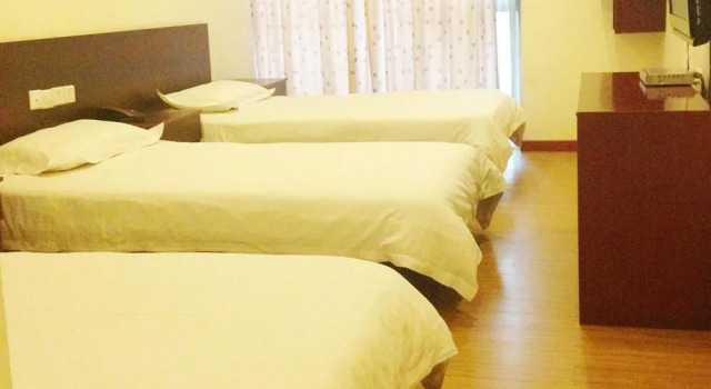 Xingangwan Business Hotel