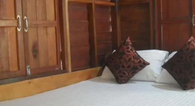 Salad Grand Bungalow & House Rental, Забронировать Отель Салад-Бич Ко-Пханган