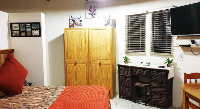 Honey Lodge