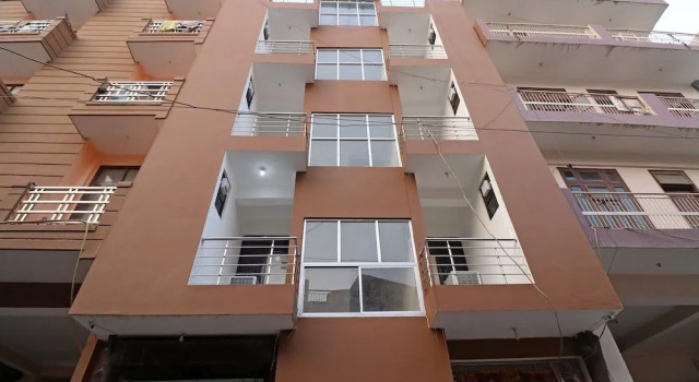 OYO 25130 Hotel Royal Inn, Забронировать Отель Отели Нью-Дели с завтраком, Завтраки