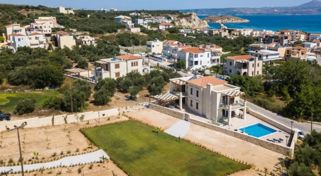 Вилла Eudora Luxury Stone Villa