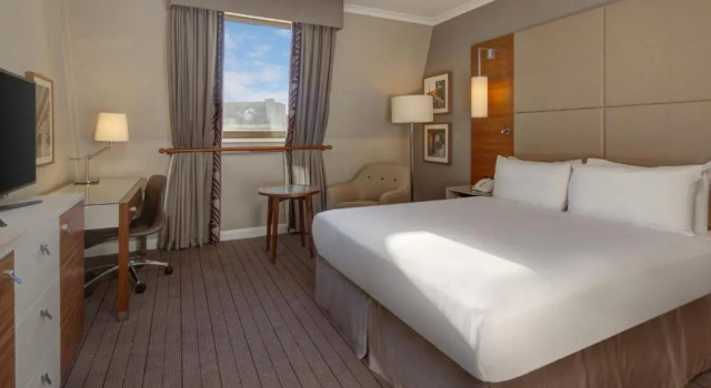 Номер Standard Hilton Cambridge City Centre