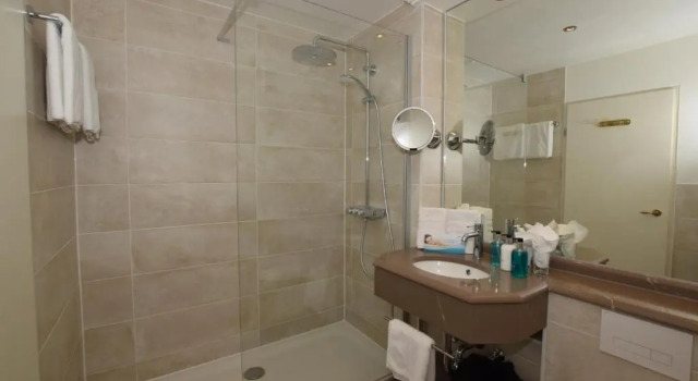 Двухместный номер Standard с балконом Hotel Wiking Sylt