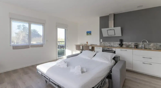 Apartment in Ploudalmezeau Near Treompan Beach, Забронировать Апартаменты/квартира Отели Finistère с парковкой, Парковка