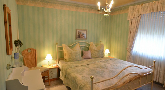 Comfort in Franconian Hills, Book Hotel Zeil Lower Franconia