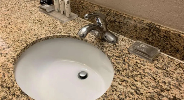 Run of House Country Inn & Suites by Radisson, Jacksonville West, FL