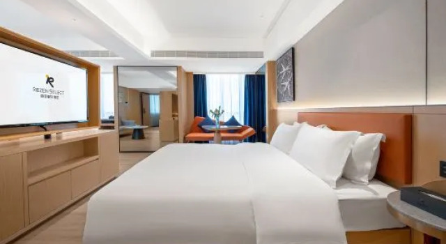 Люкс Luxury Guangzhou Baiyun Airport Rezen Select Hotel