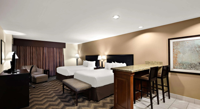 Четырёхместный номер Standard Best Western Plus Gold Country Inn