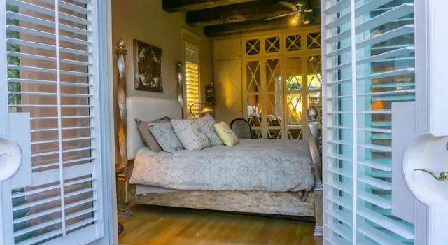 9 Rue Martine in Miramar Beach, Rezerwuj Willa Hotele w Emerald Coast z parkingiem, Parking