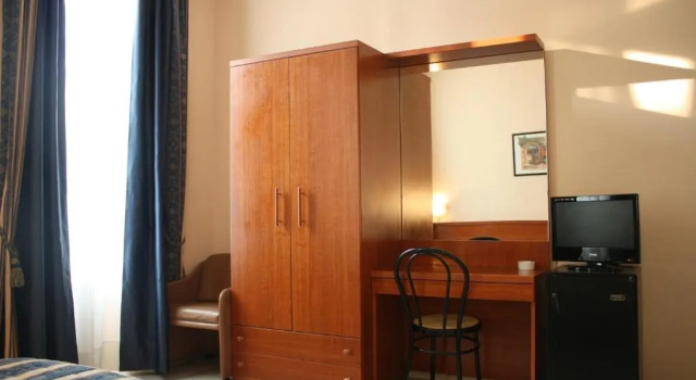Трёхместный номер Standard Hotel Alessander
