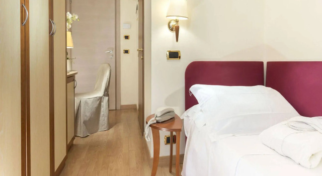 Hotel Bikini, Забронировать Отель Отели Римини - центра городов - Римини с бассейном, Бассейн
