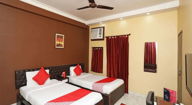 OYO 16616 Springwoods Residency