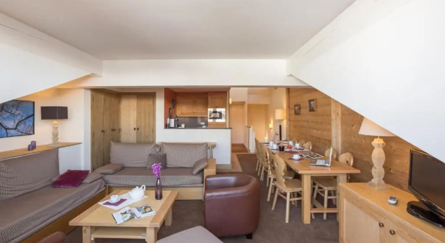 Апартаменты с 3 комнатами с балконом и с видом на горы Résidence Pierre & Vacances Premium Les Chalets du Forum