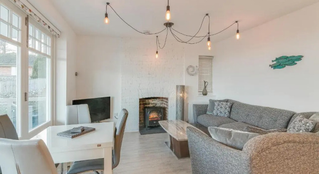 Jurassic View Apartment, Забронировать Апартаменты/квартира Отели Лайм-Риджис с парковкой, рядом с Пляж Монмут, Парковка