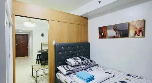 Апартаменты Idyllic Apartment for Rent - Perfect for Short-term Stay Front of Mall of Asia