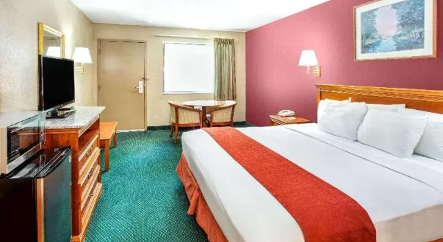 Standard Zimmer Days Inn by Wyndham Kennesaw