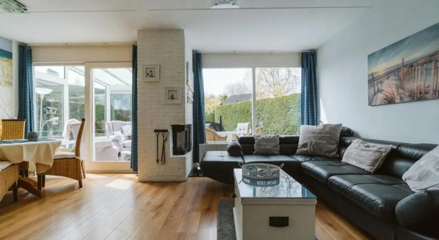 Veermansplaat 20 - Noordzepark Ouddorp, big garden and multiple terraces near the beach - not for companies, Забронировать Отель Ауддорп 