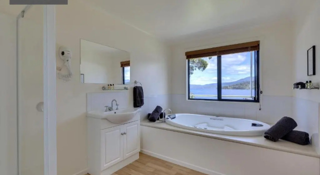 Коттедж Port Huon Cottages