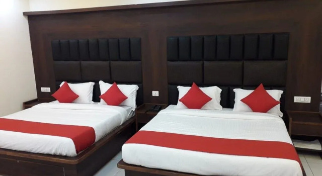 Hotel Royal Stay, Забронировать Отель Отели Катра с парковкой, Парковка