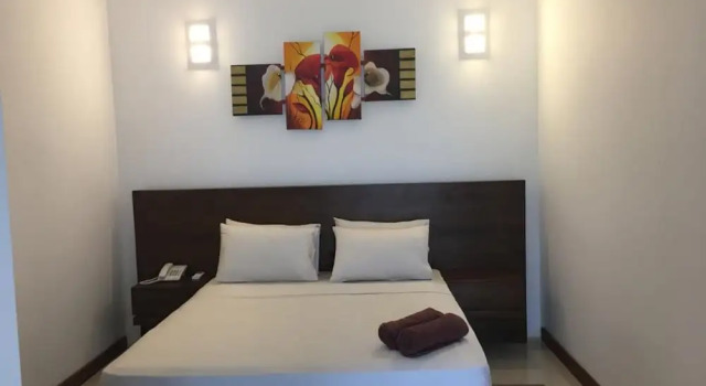 Silvikris Residence, Забронировать Отель Отели Западной провинции 3 звезды, 3*