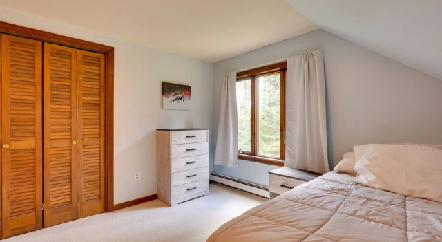 Коттедж Mendon Home w/ Hot Tub, Fire Pit & Near Skiing!