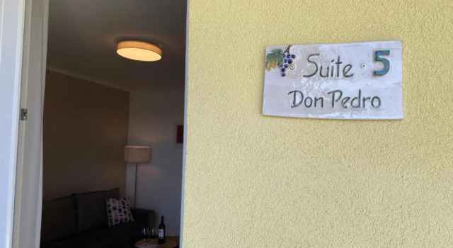 Полулюкс Deluxe Pension Peterhof