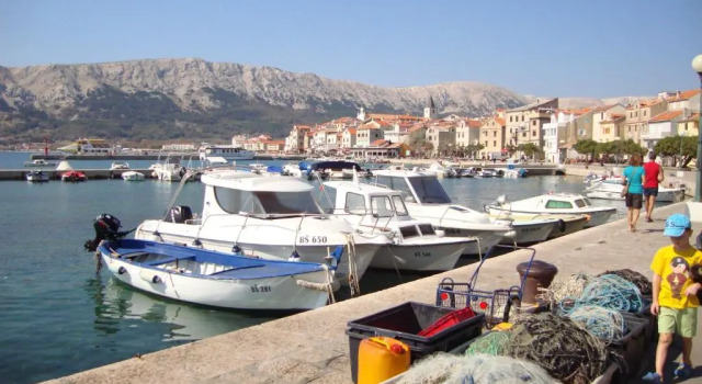 Apartments Grozdana, Prenota Appartamento Hotel a Isole Quarnerine con parcheggio, Parcheggio