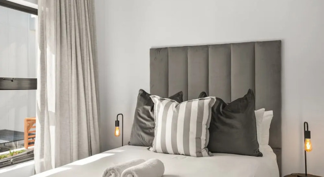 Студия Deluxe The Monroe Luxury Apartments
