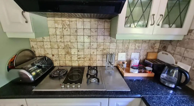 2 Bed Cottage at 6 Churchill Lane., Reservar Casa de férias Bothas Hill KwaZulu-Natal