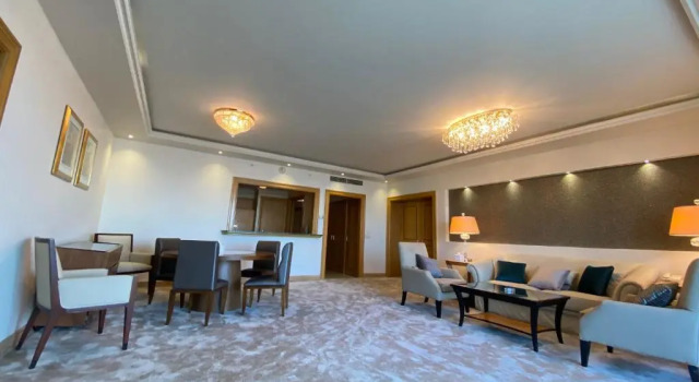 Люкс Chez Haytham At Four Seasons Nile Plaza Residential Suite