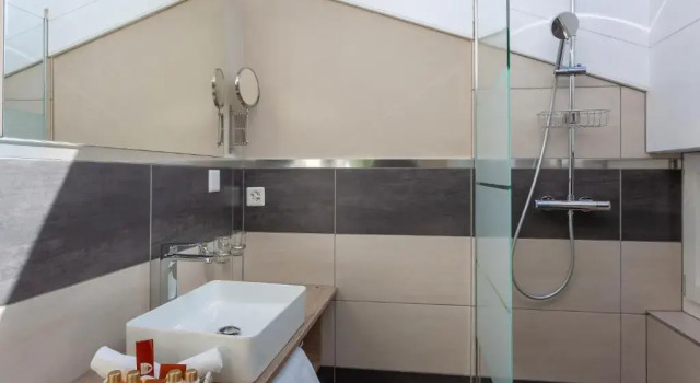Номер Deluxe Hotel Beau Rivage