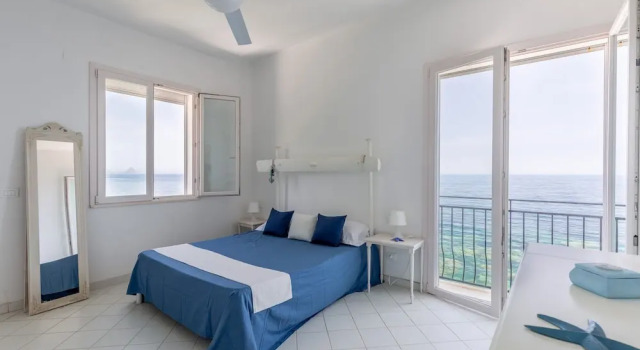 Villa sul mare di San Nicola by Wonderful Italy, Book Villa Sommerhuse i Trabia, Hytte