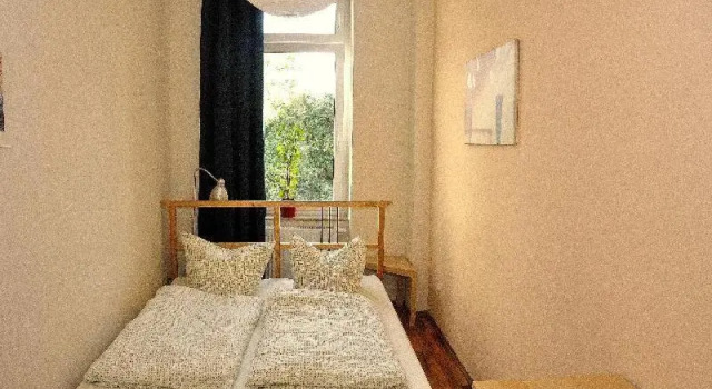 Fewo-Dresden-Neustadt-zentral-preiswert-L5, Prenota Hotel Hotel a Sassonia con parcheggio, Parcheggio
