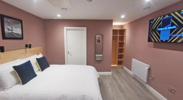 Port 56 Guesthouse, Забронировать Отель Бизнес-отели Портстьюарт, 4* 5*