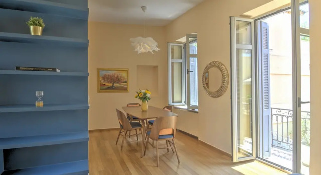 Aria Plaka Residence, Забронировать Отель Афины Острова Саронического залива - Аттика, рядом с Холм Филопаппос