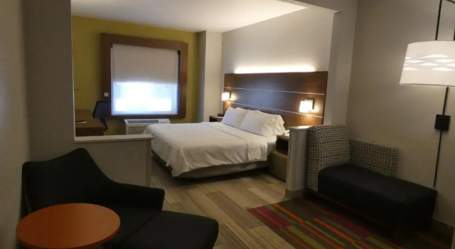 Люкс Holiday Inn Express Hotel & Suites Limon I-70 by IHG