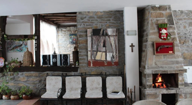Hadzhigabareva Kashta, Rezervovat Hotel Hotely v Loveč s parkováním, Parkování