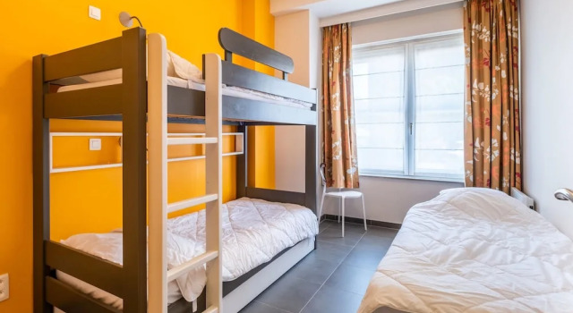 Apartment in St-idesbald Near the Beach, Rezerwuj Apartament Hotele w Bruksela z parkingiem, Parking
