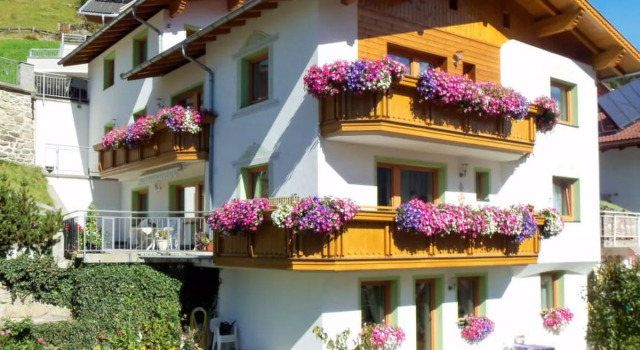 Schranz (KPL520), Prenota Hotel Hotel a Tirolo con parcheggio, Parcheggio