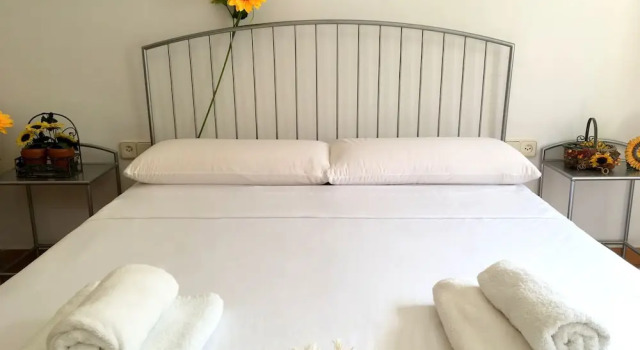 Коттедж с 3 комнатами Blanca Paloma Holiday House