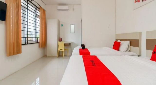 Номер Deluxe RedDoorz at Tara Homestay Palembang