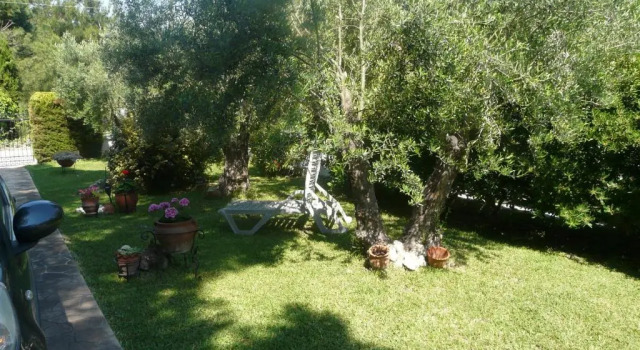 Коттедж Summer House Toula