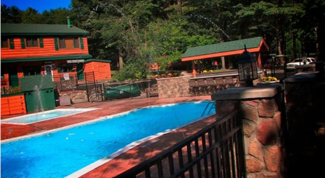 Adirondack Diamond Point Lodge, Buchen Sie Ferienhaus Cottages in New York State, Cottage