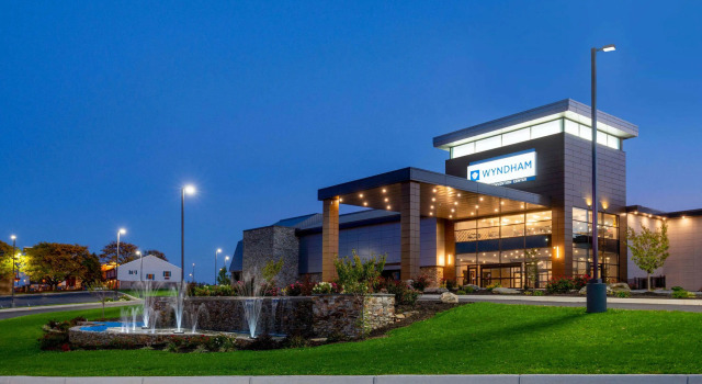 Wyndham Lancaster Resort & Convention Center