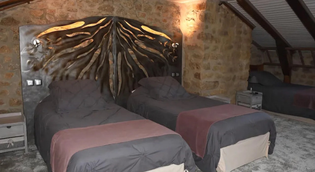 Les Pierres d'Antan, Réserver Hôtel Venteuges 