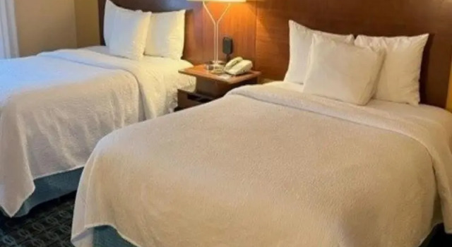 Четырёхместный номер Standard Fairfield Inn by Marriott Santa Clarita Valencia
