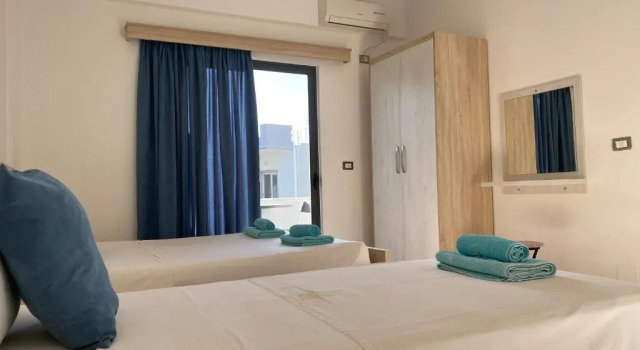 Studio Villa White