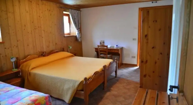 Agriturismo Pian dei Tass, Prenota Hotel Barcis 