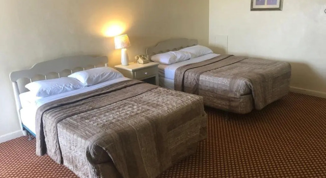 Brewer Motor Inn