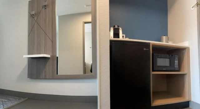 Двухместный номер Standard Holiday Inn Express & Suites Marquette by IHG